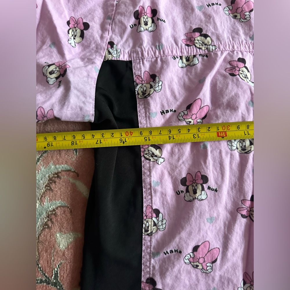 Vintage Pink Minnie Mouse Cotton Top Cartoon Print | Size L | Pre-Loved Scrubbed - Picture 7 of 8